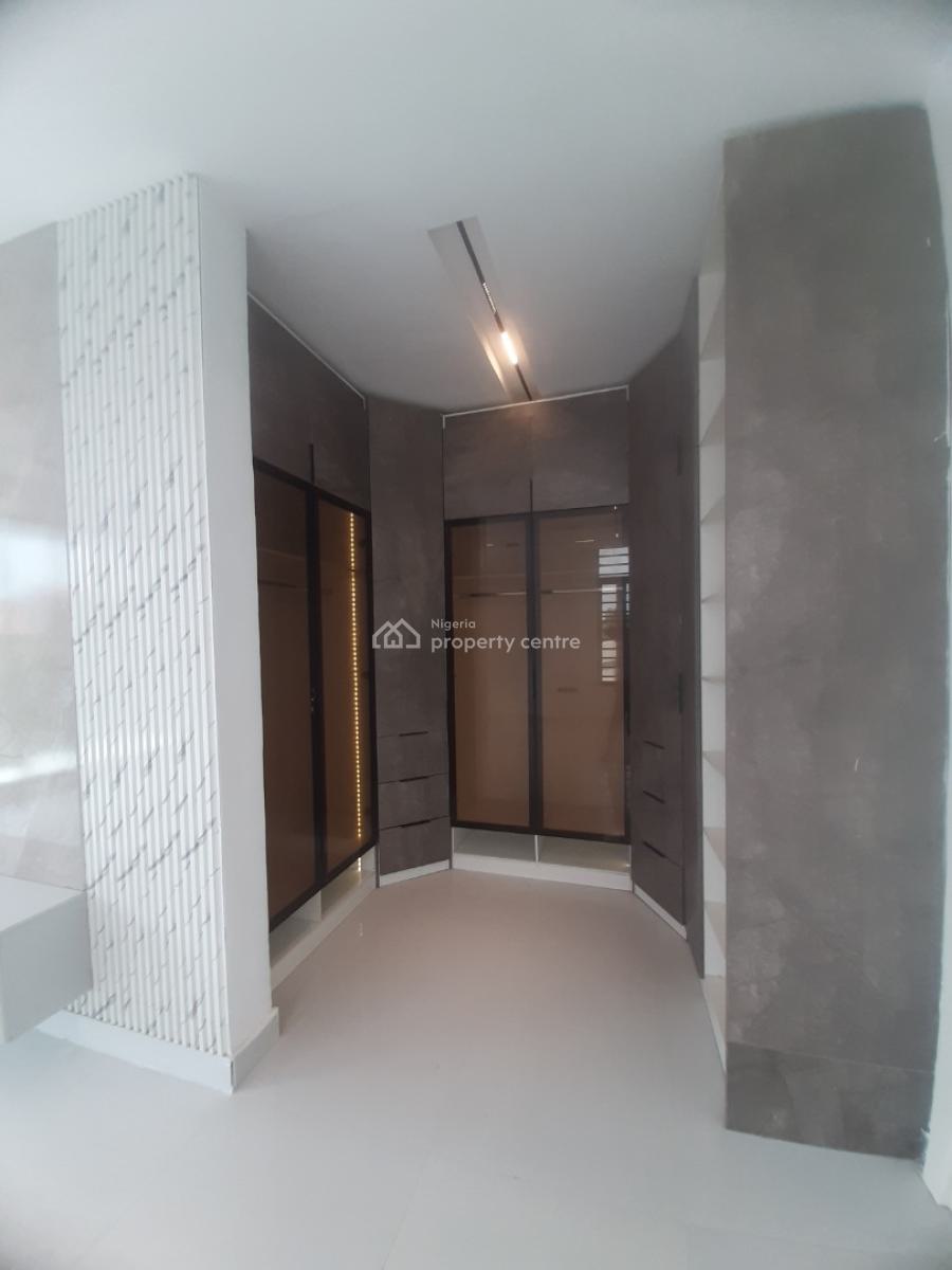 5 Bedroom Apartment, Lekki Phase 1, Lekki, Lagos, House for Sale