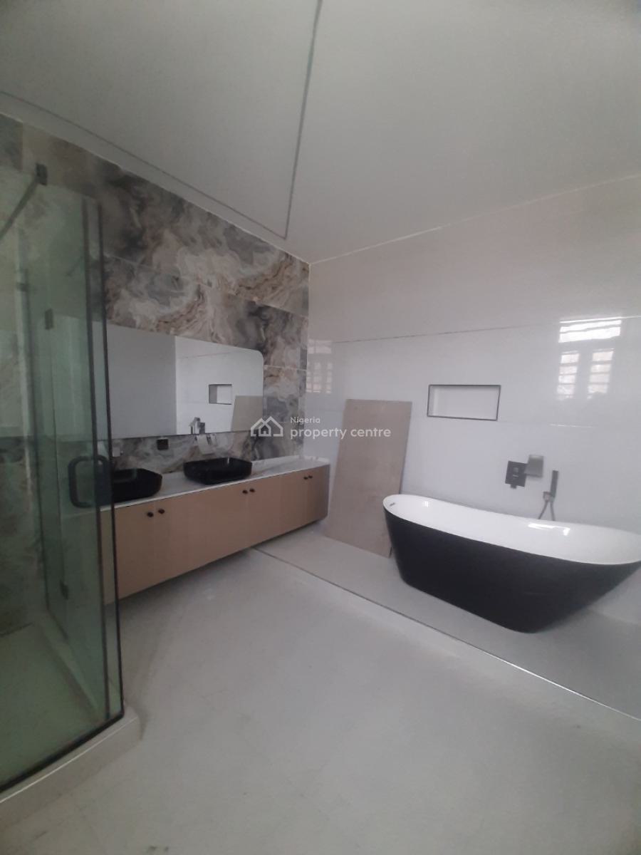 5 Bedroom Apartment, Lekki Phase 1, Lekki, Lagos, House for Sale