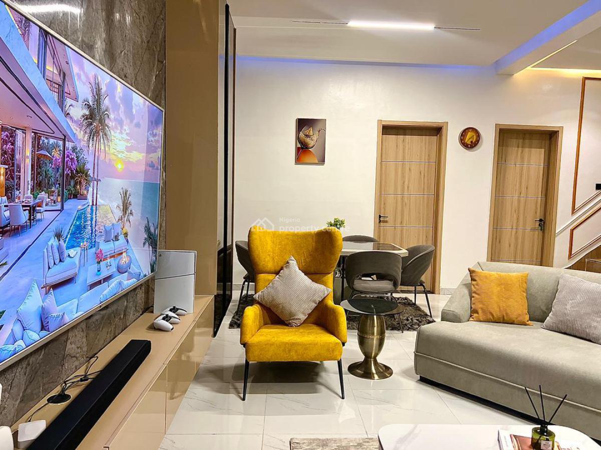 a Brand New Luxury 3 Bedroom Maisonette, Freedomway, Lekki Phase 1, Lekki, Lagos, House Short Let