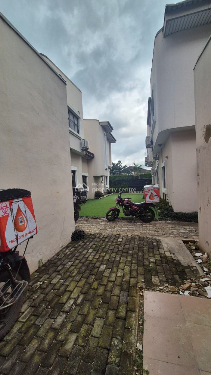 Massive 2 Units of 4 Bedroom Detached Duplexes with Bq, Off Oduduwa Crescent, Ikeja Gra, Ikeja, Lagos, Detached Duplex for Rent