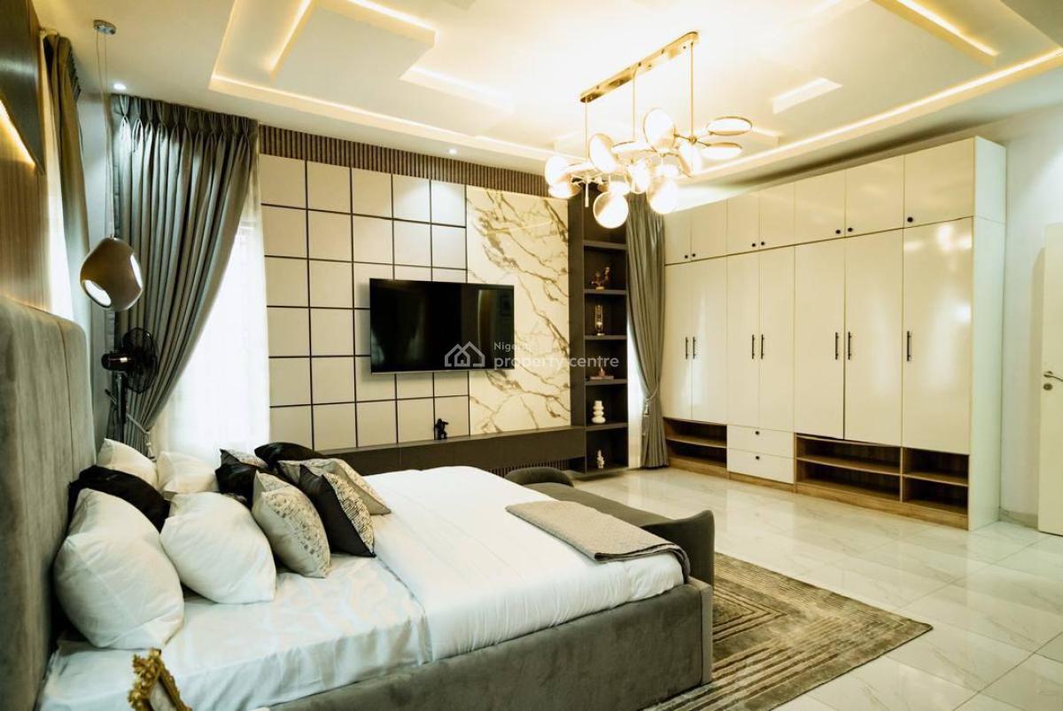 5 Bedroom Apartments, Lekki, Lagos, Flat / Apartment Short Let