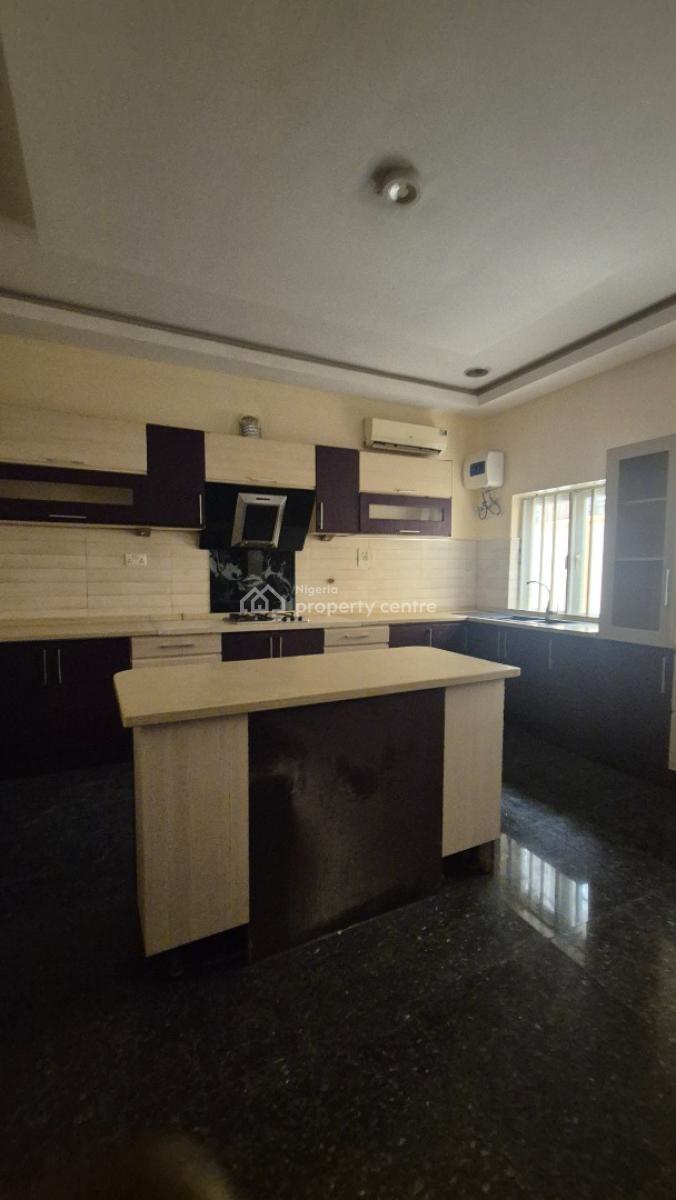 Massive 5 Bedroom Detached Duplex 1 Room Bq, Off Sasegbon Street, Ikeja Gra, Ikeja, Lagos, Detached Duplex for Rent