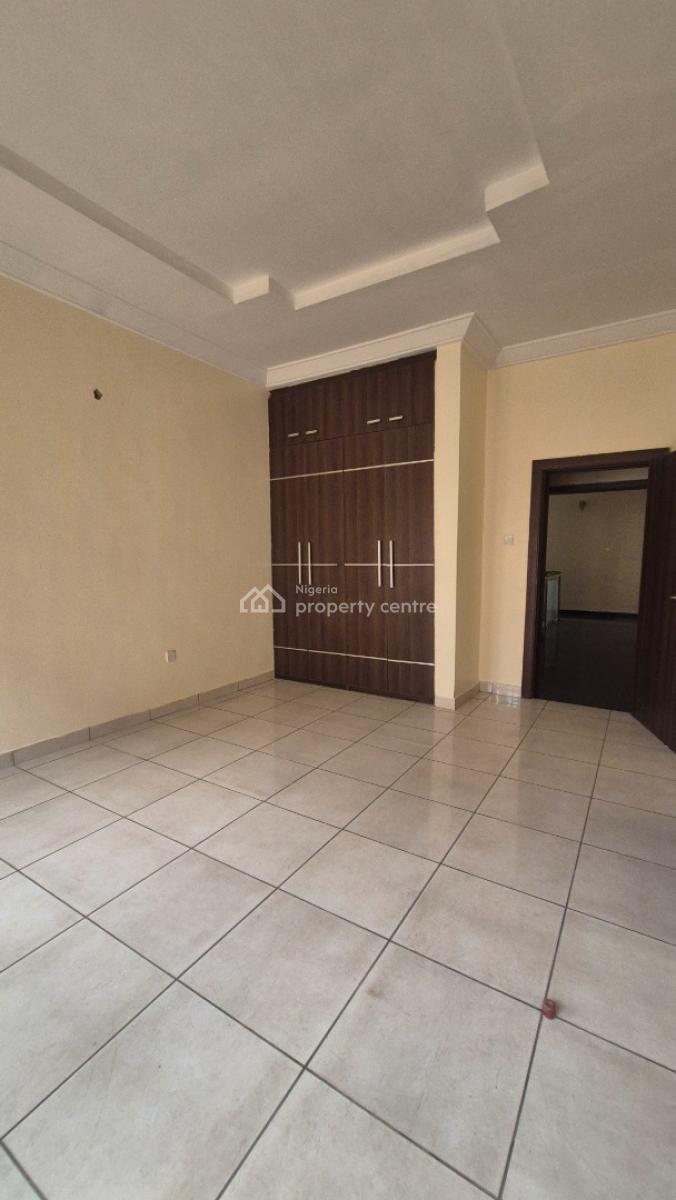 Massive 5 Bedroom Detached Duplex 1 Room Bq, Off Sasegbon Street, Ikeja Gra, Ikeja, Lagos, Detached Duplex for Rent