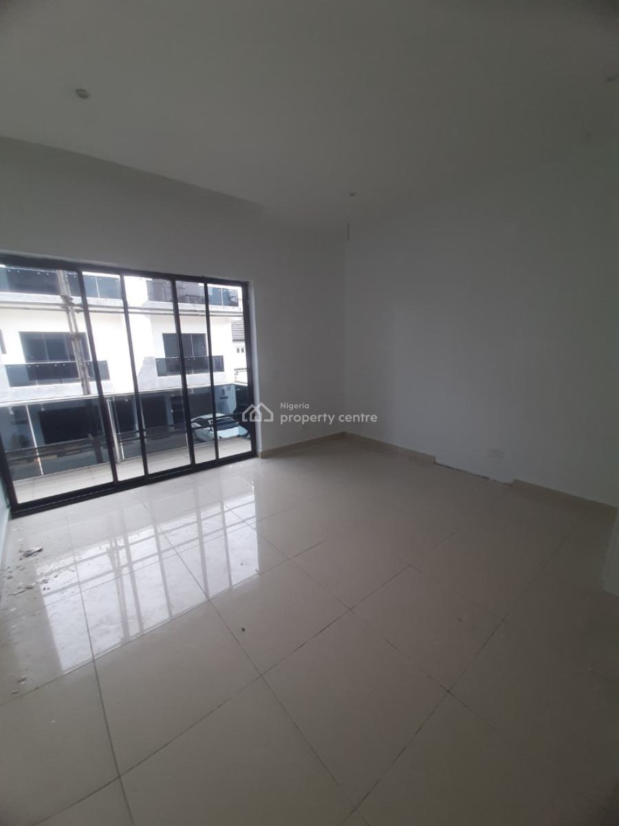 Serviced 4 Bedroom En-suite Townhouse with Fitted Kitchen, Lekki Phase 1, Lekki, Lagos, Terraced Duplex for Rent