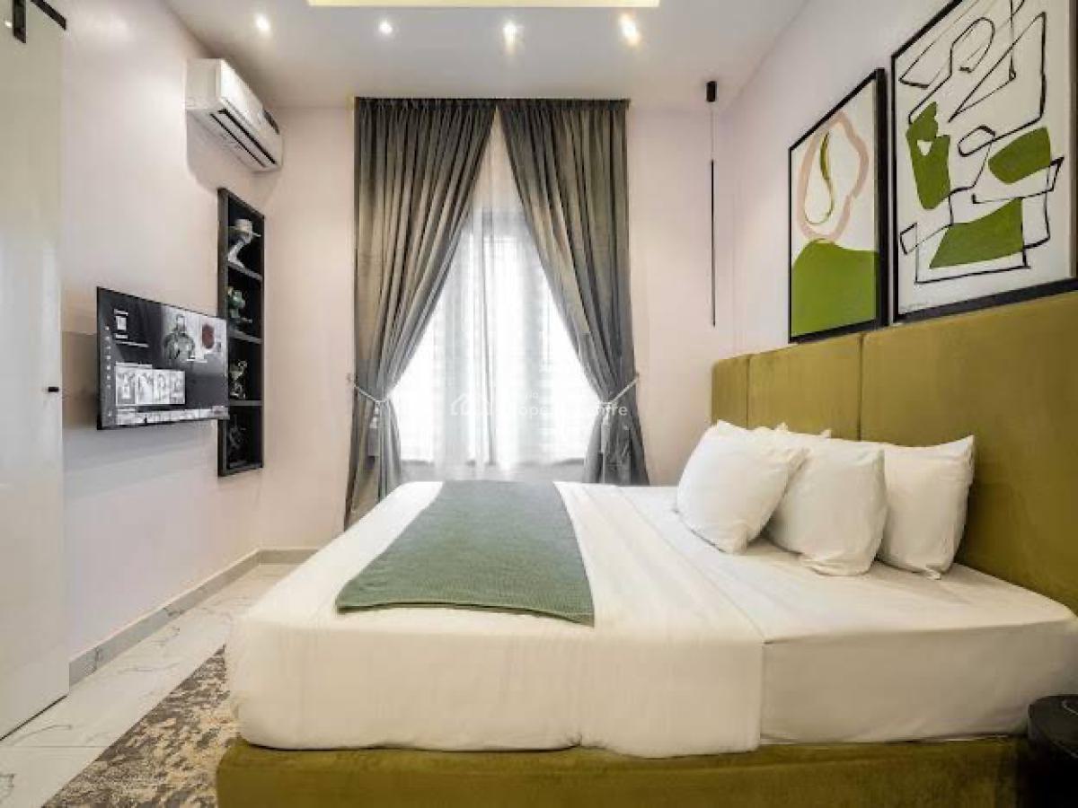 1 Bedroom Service Apartment, Lekki Phase 1, Lekki, Lagos, Flat / Apartment Short Let