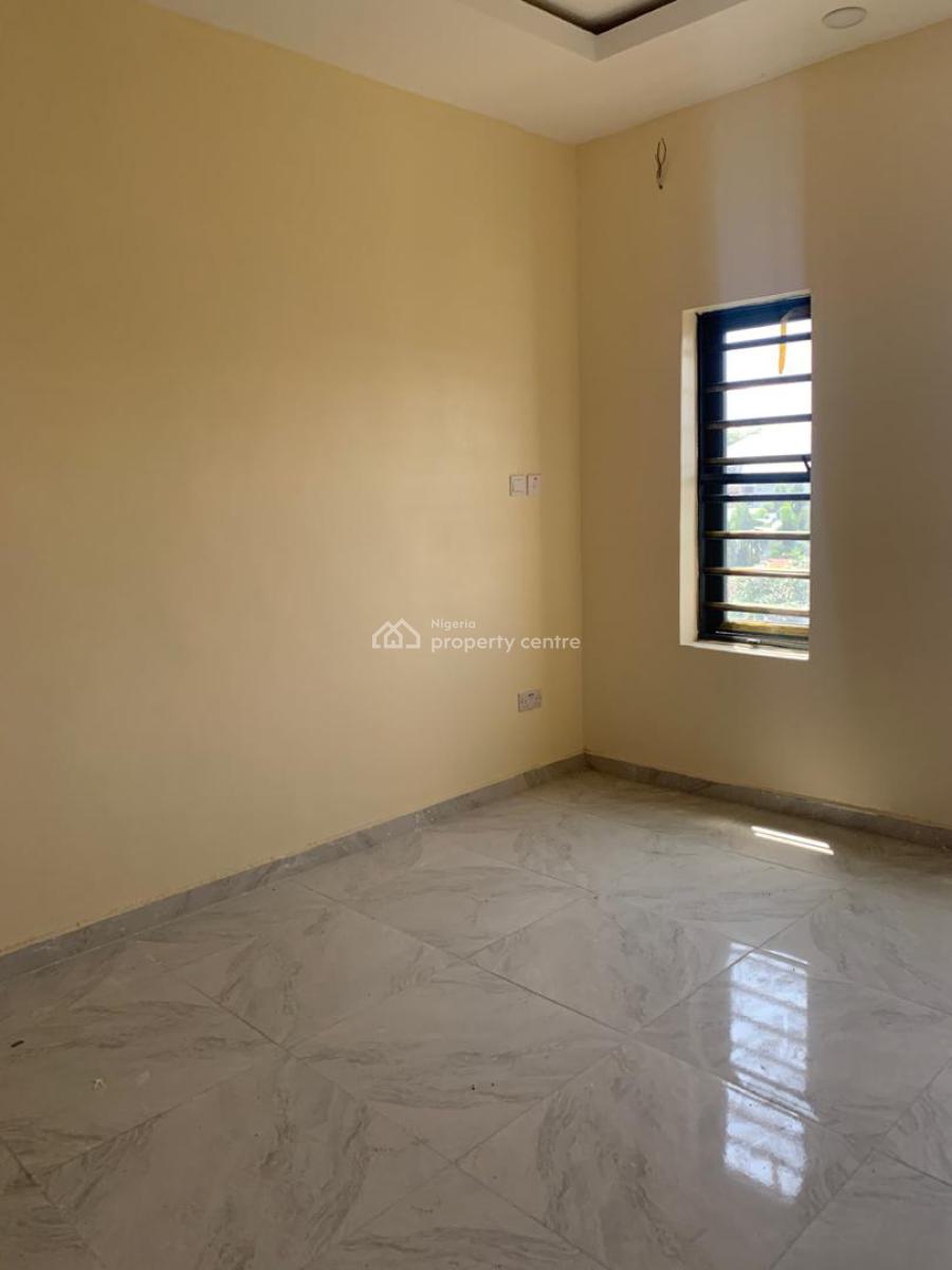 Standard 1 Bedroom Apartment, Mobil Road, Ajah, Lagos, Mini Flat (room and Parlour) for Rent
