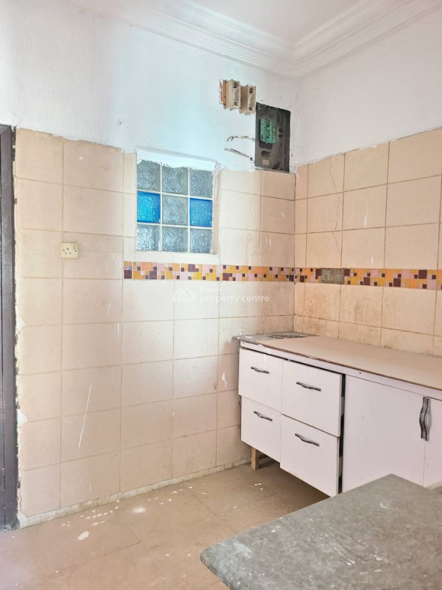 Standard and Spacious 2 Bedroom Apartment, Royal View Estate, Lekki County, Lekki, Lagos, Flat / Apartment for Rent