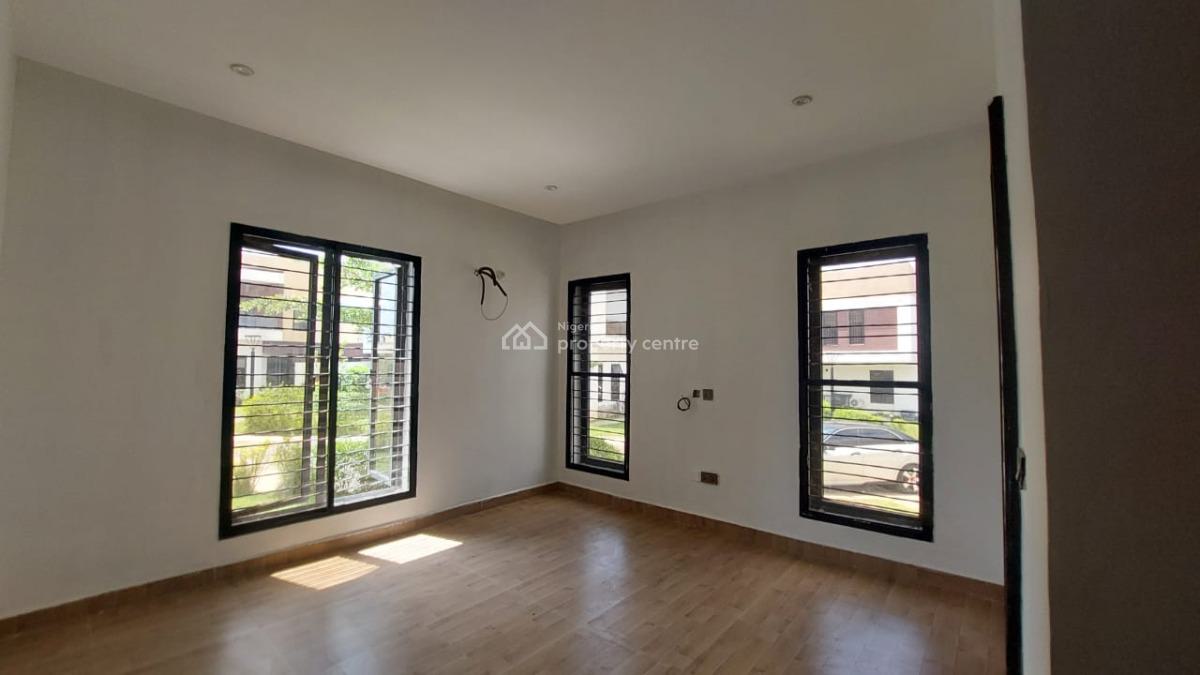 Tastefully Finished  4-bedroom Semi-detached Duplex with Bq, Life Camp, Abuja, Semi-detached Duplex for Sale