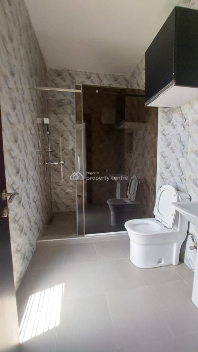 Tastefully Finished  4-bedroom Semi-detached Duplex with Bq, Life Camp, Abuja, Semi-detached Duplex for Sale