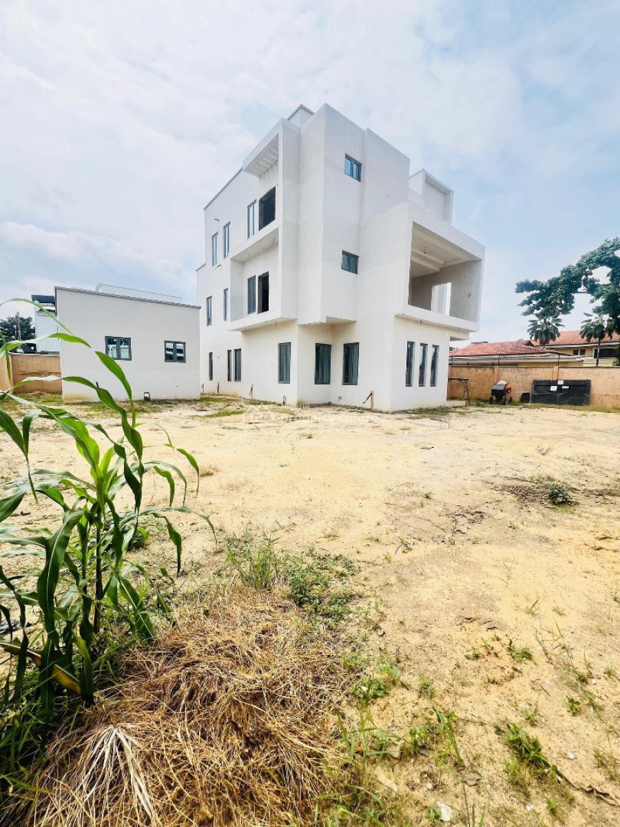 6 Bedroom Mansion Plus Study,2 Units of 1 Bedroom Self Contained Plus, Ikeja Gra, Ikeja, Lagos, Detached Duplex for Sale