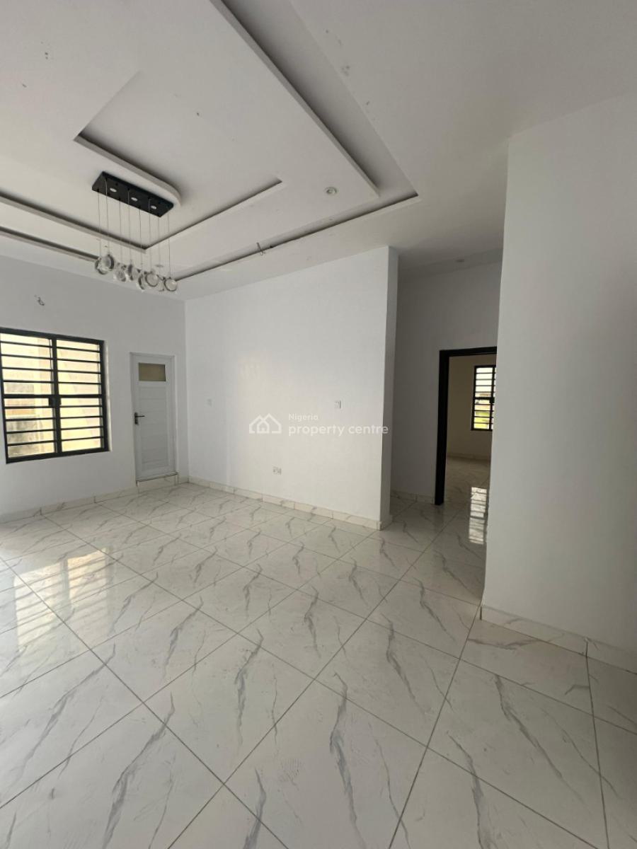 Lovely Built 3 Bedroom Apartment in a Serene Environment, Surulere, Lagos, Flat / Apartment for Sale