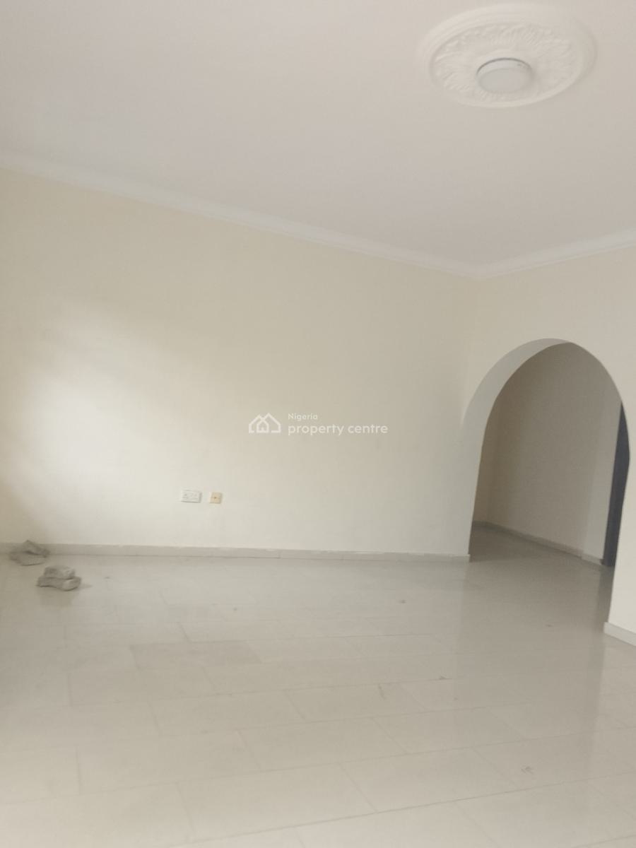 3 Bedroom Apartment Upstairs, Idado, Lekki, Lagos, Flat / Apartment for Rent