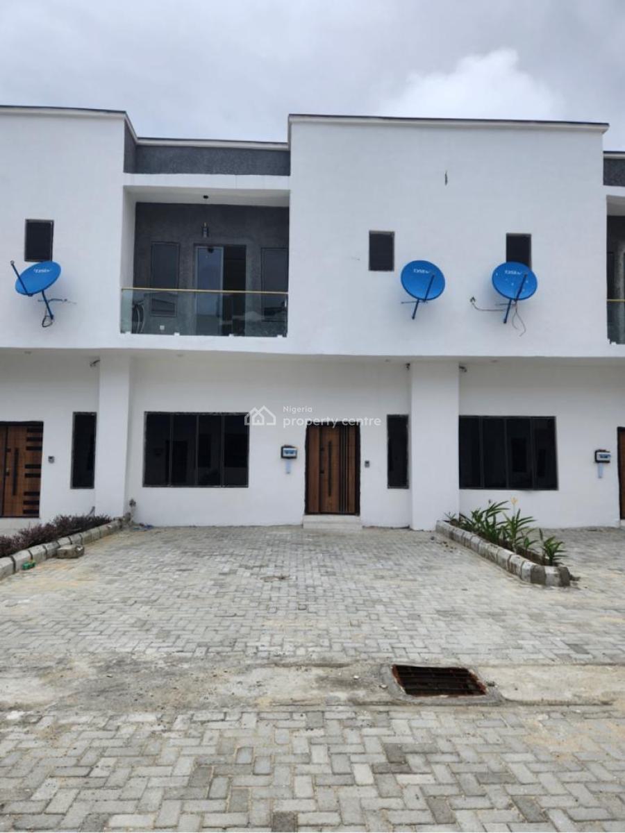 3 Bedroom Terrace Duplex with Bq, Ologolo, Lekki, Lagos, Terraced Duplex for Sale
