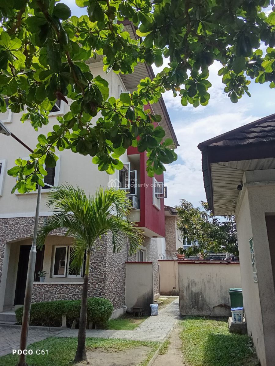 Fairly Used 4 Bedroom Terrace Duplex, Osapa, Lekki, Lagos, Terraced Duplex for Sale