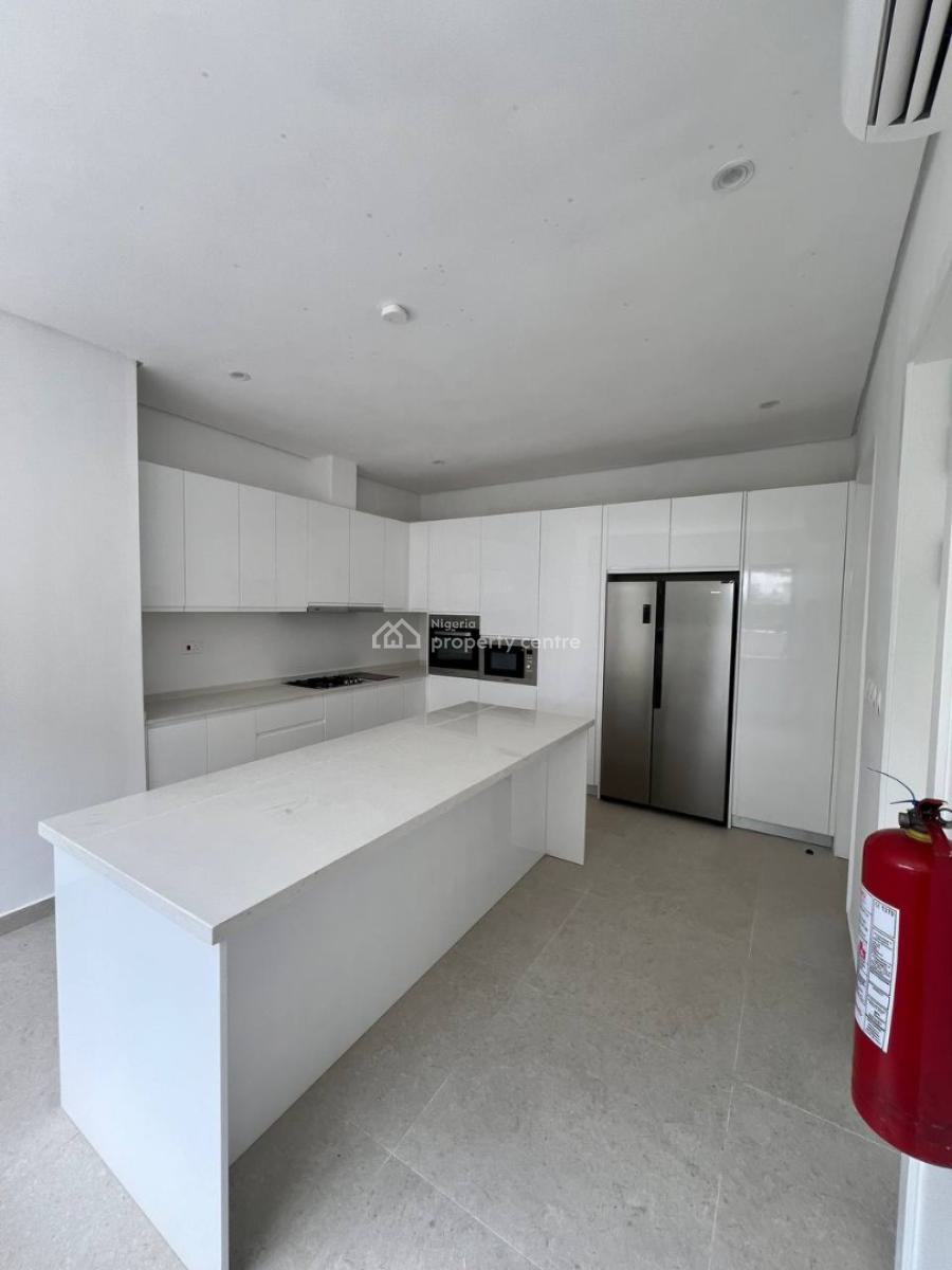 5 Bedroom Terrace Duplex  with 2 Bq, Banana Island, Ikoyi, Lagos, Terraced Duplex for Sale