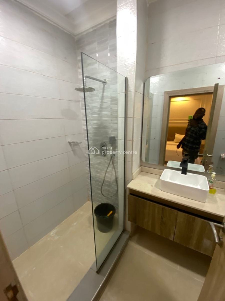 Bran New Furnished 2 Bedrooms Condo Apartments on 5th Floor, Lekki Phase 1, Lekki, Lagos, Flat / Apartment for Rent