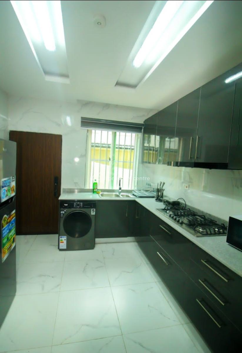 10 Units of Fully Furnished 3 Bedroom with Bq Each (direct to Mandate), Lekki Phase 1, Lekki, Lagos, Flat / Apartment for Sale