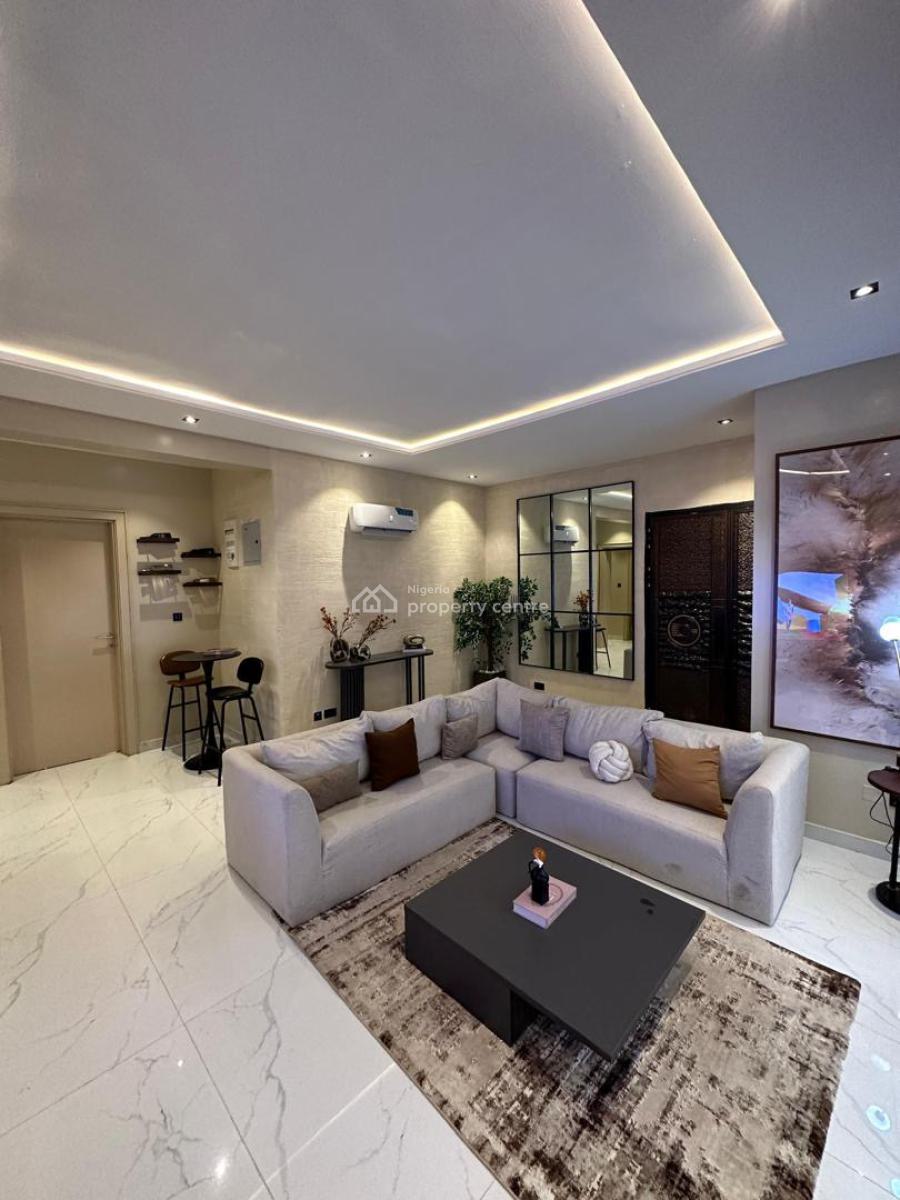 Luxury 2 Bedrooms Apartment with Rooftop Lounge, Pool and Gym, Admiralty, Lekki Phase 1, Lekki, Lagos, Flat / Apartment Short Let