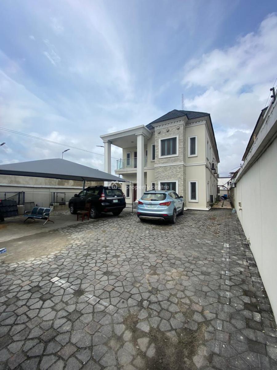 5 Bedroom Fully Detached Duplex with 2 Rooms Bq, Lekki Right By Pinnacle Filling Station, Lekki, Lagos, Detached Duplex for Rent
