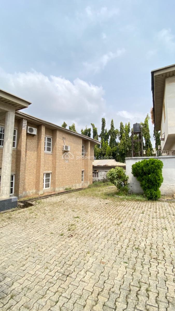 Clean Finished 5 Bedrooms Duplex, Maitama District, Abuja, Detached Duplex for Rent