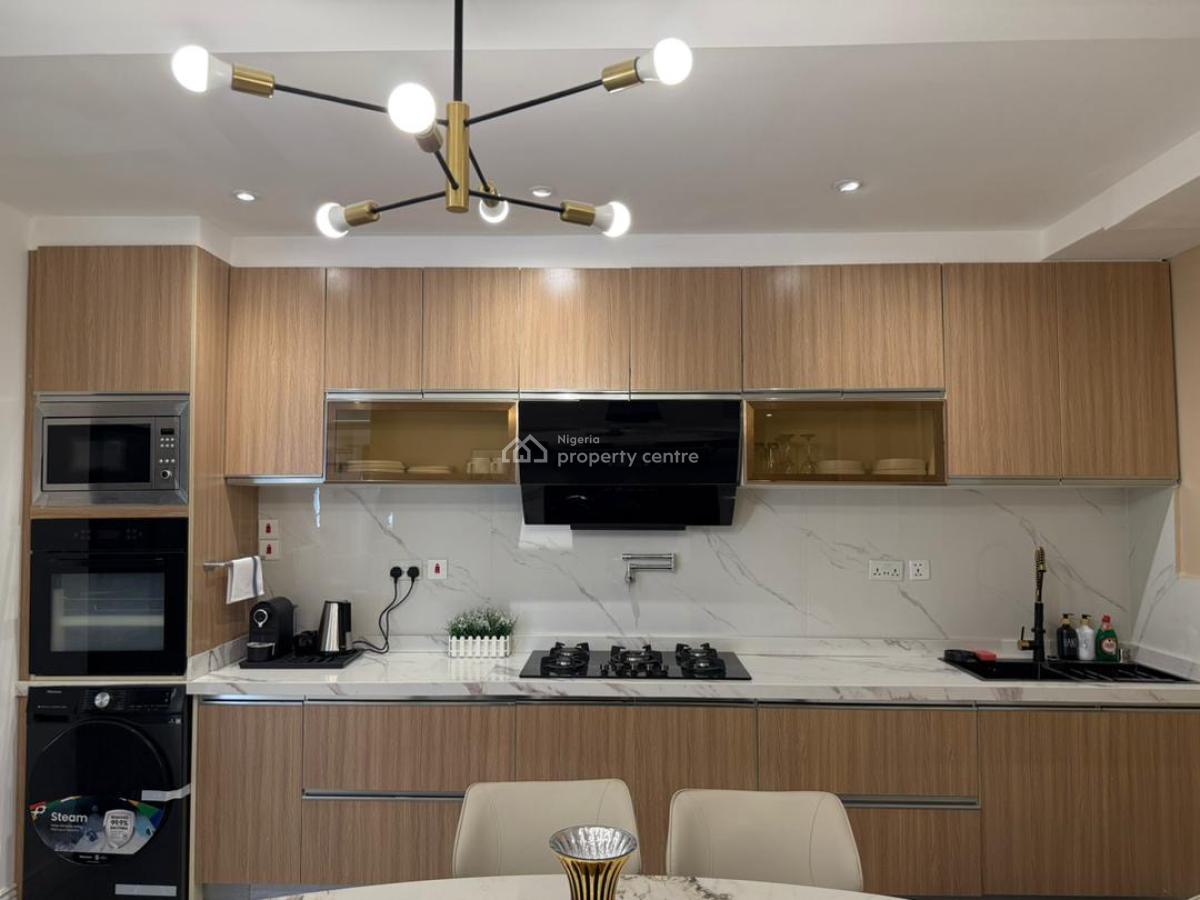 Three Bedroom Apartment with Swimming Pool, Lekki Phase 1, Lekki, Lagos, Flat / Apartment Short Let