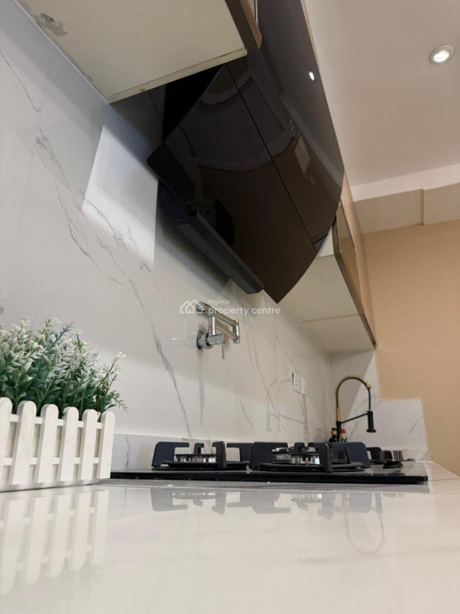 Three Bedroom Apartment with Swimming Pool, Lekki Phase 1, Lekki, Lagos, Flat / Apartment Short Let