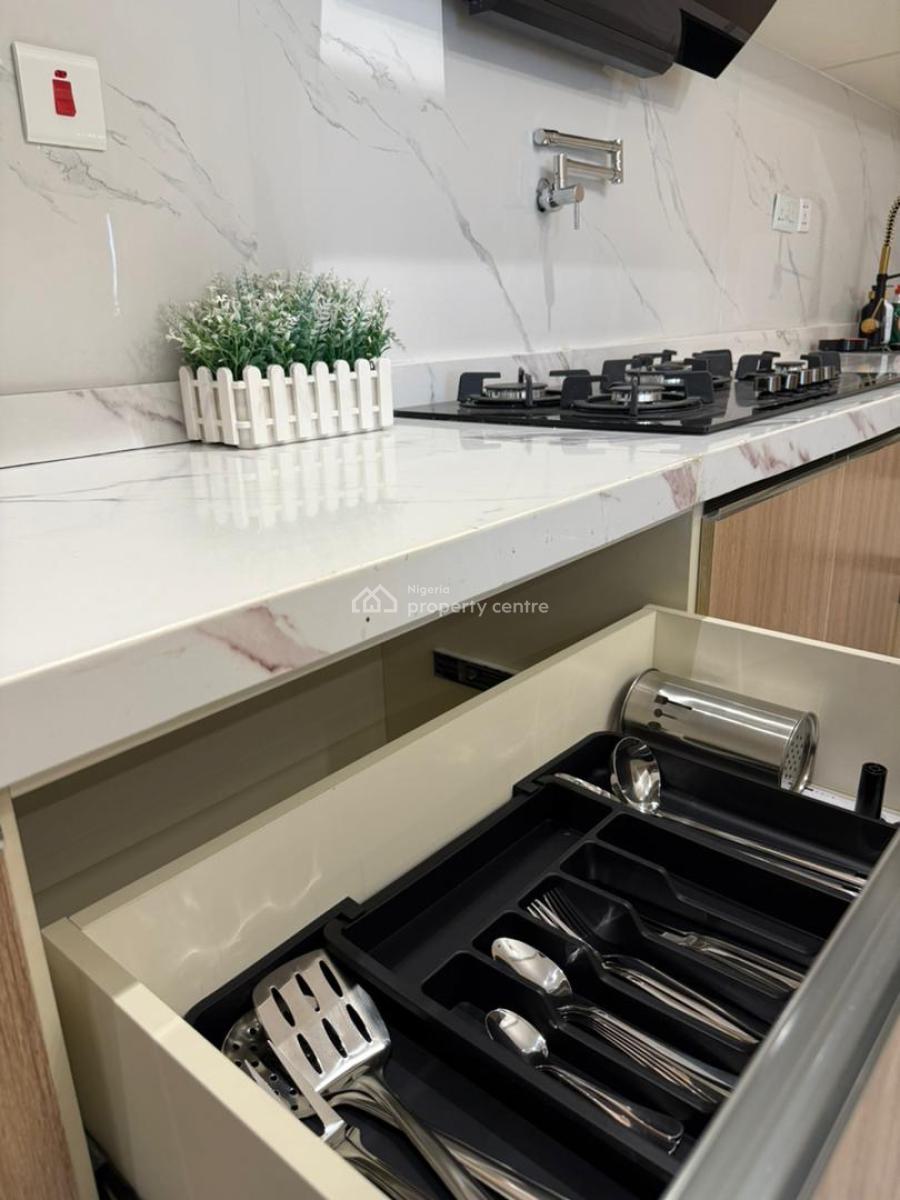 Three Bedroom Apartment with Swimming Pool, Lekki Phase 1, Lekki, Lagos, Flat / Apartment Short Let