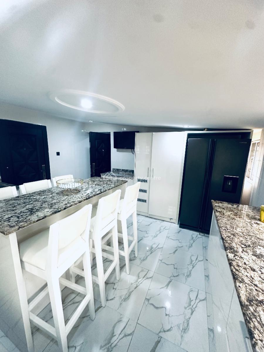 Luxury 1 Bedroom Penthouse with Bq, Ologolo, Lekki, Lagos, Mini Flat (room and Parlour) for Rent