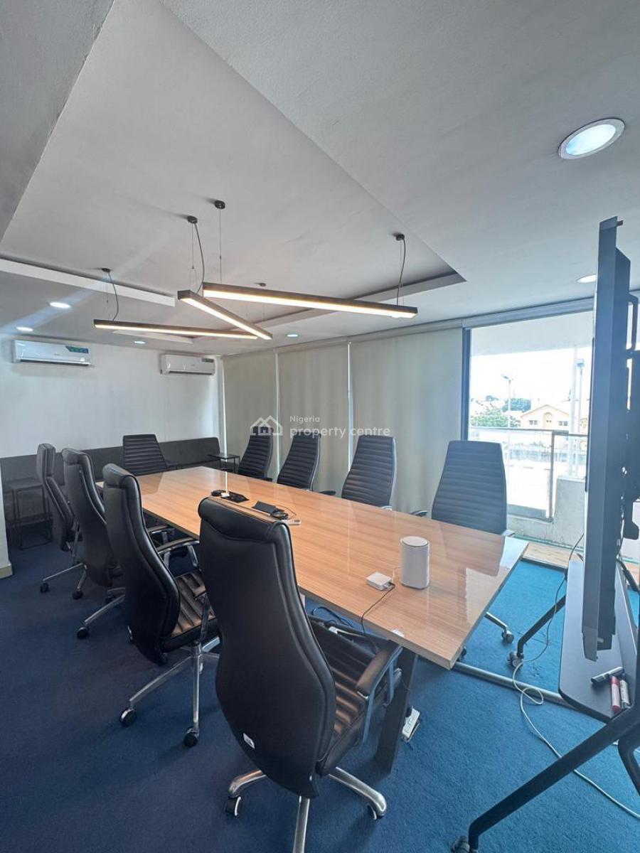 This  Beautifully Built 5 Bedroom Fully Detached Duplex with a Bq, Lekki Phase 1, Lekki, Lagos, Detached Duplex for Sale