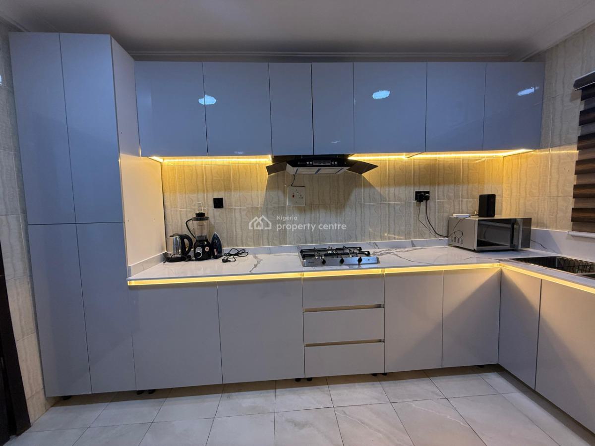 Newly Well Furnished Serviced  3 Bedrooms Apartment + Swimming Pool, Victoria Island (vi), Lagos, Flat / Apartment for Rent