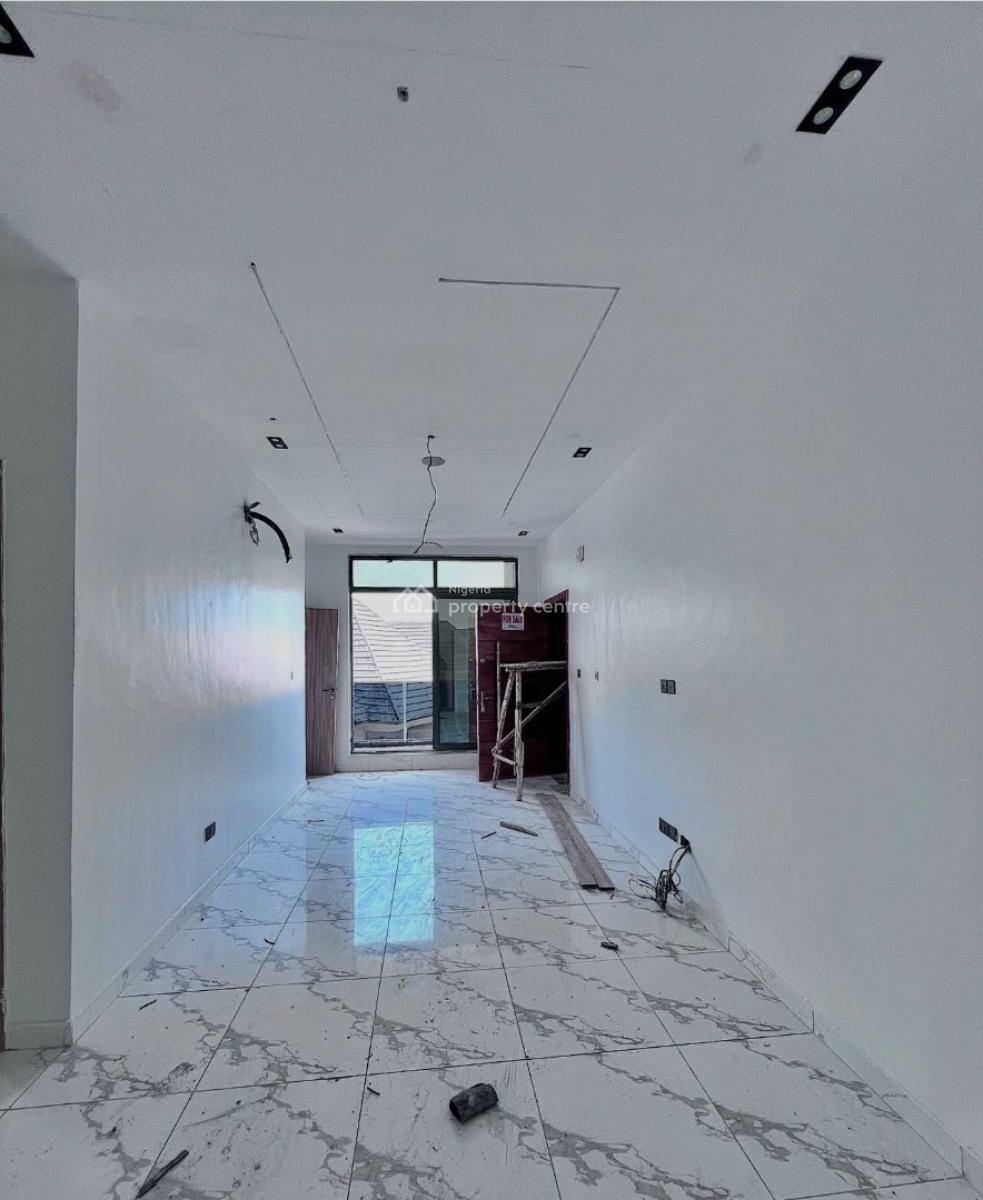 Fully Serviced 3 Bedroom Apartments with Swimming Pool & Gym, 2nd Tollgate, Lekki, Lagos, Flat / Apartment for Sale