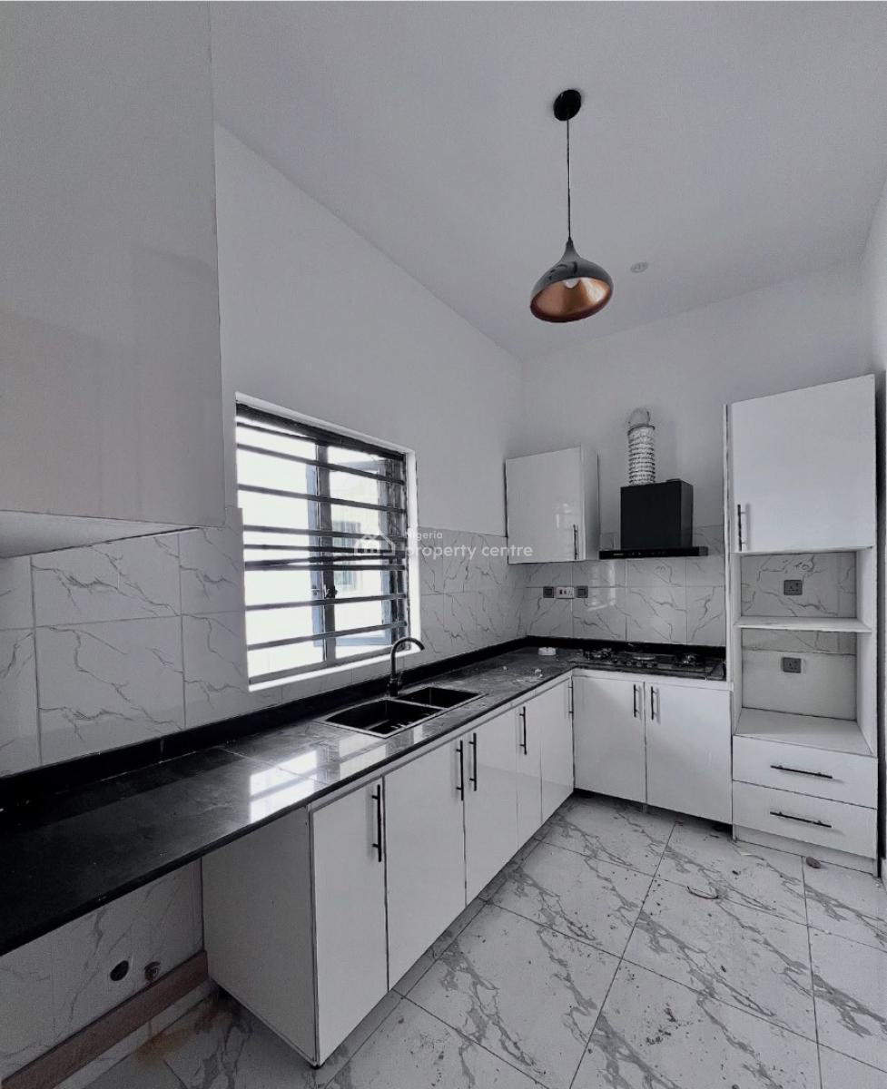 Fully Serviced 3 Bedroom Apartments with Swimming Pool & Gym, 2nd Tollgate, Lekki, Lagos, Flat / Apartment for Sale