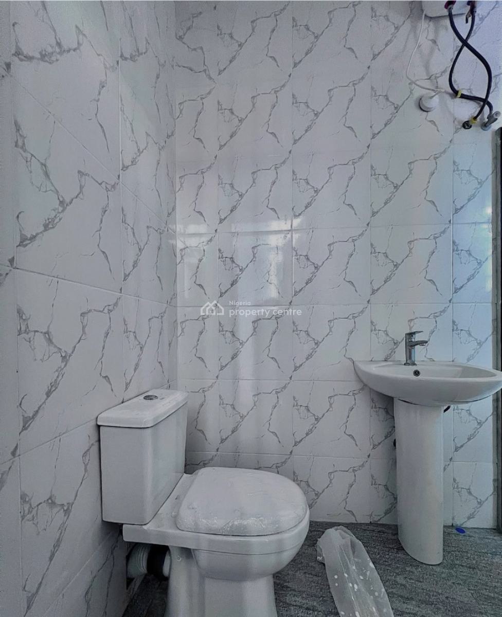 Fully Serviced 3 Bedroom Apartments with Swimming Pool & Gym, 2nd Tollgate, Lekki, Lagos, Flat / Apartment for Sale