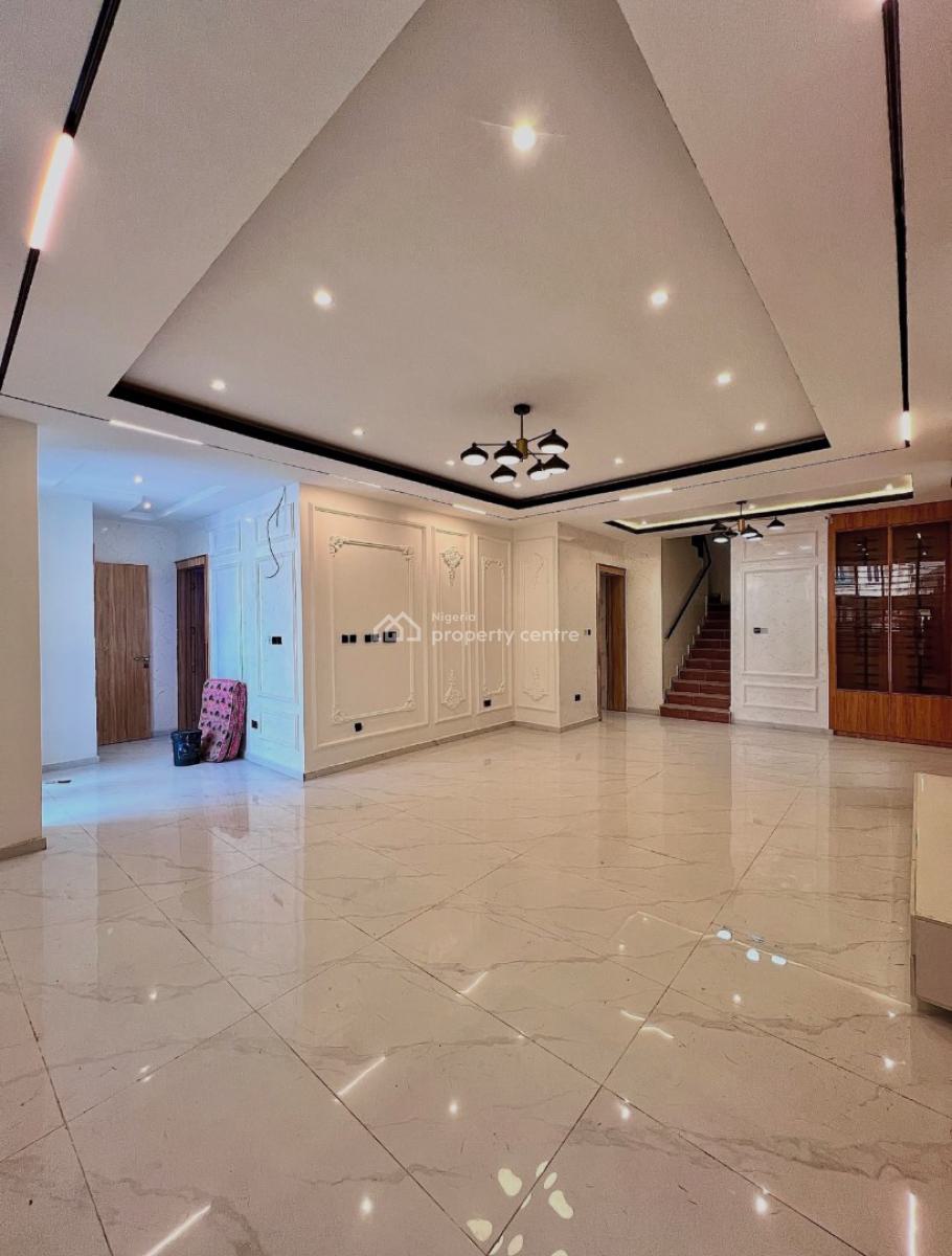 Contemporary 6 Bedroom Fully Detached Penthouse Duplex with Bq, Chevron Drive, Lekki, Lagos, Detached Duplex for Sale