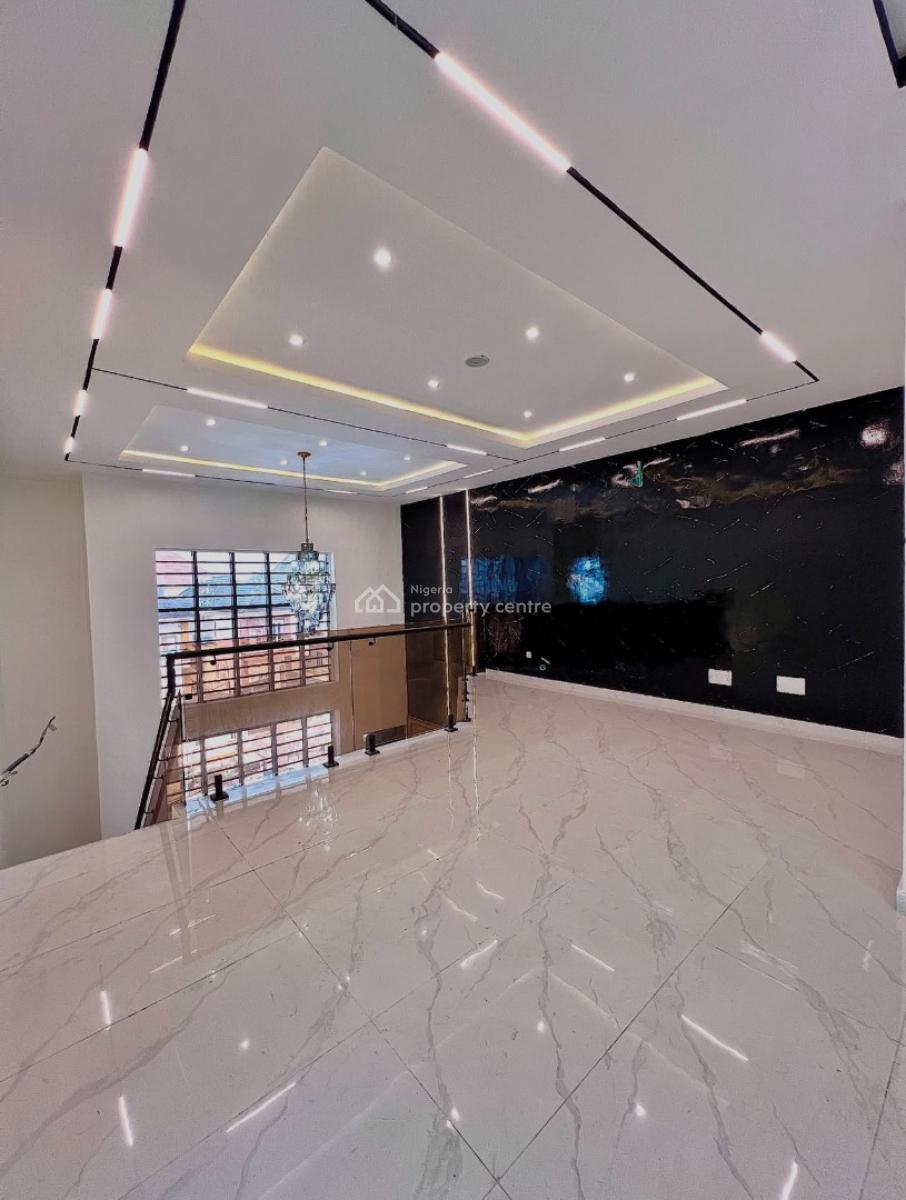 Contemporary 6 Bedroom Fully Detached Penthouse Duplex with Bq, Chevron Drive, Lekki, Lagos, Detached Duplex for Sale