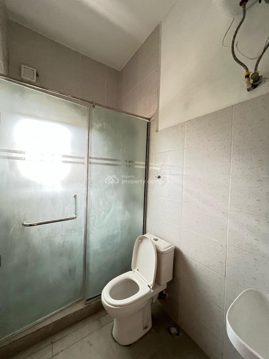 Contemporary 3 Bedroom with Gym, Central Ac Suitable for Investment, Lekki Phase 1, Lekki, Lagos, Flat / Apartment for Sale