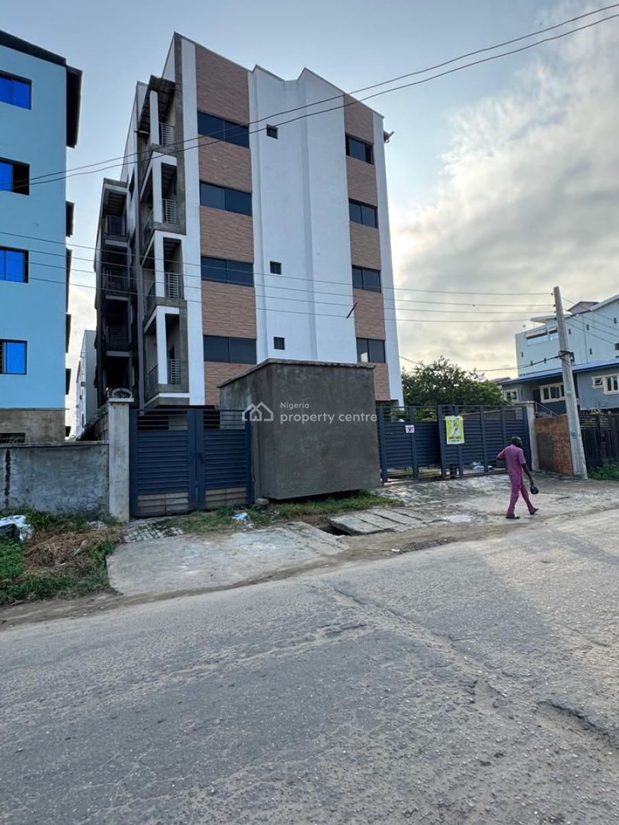 Exquisitely Built 3 Bedroom Apartments, Yaba, Lagos, Flat / Apartment for Sale