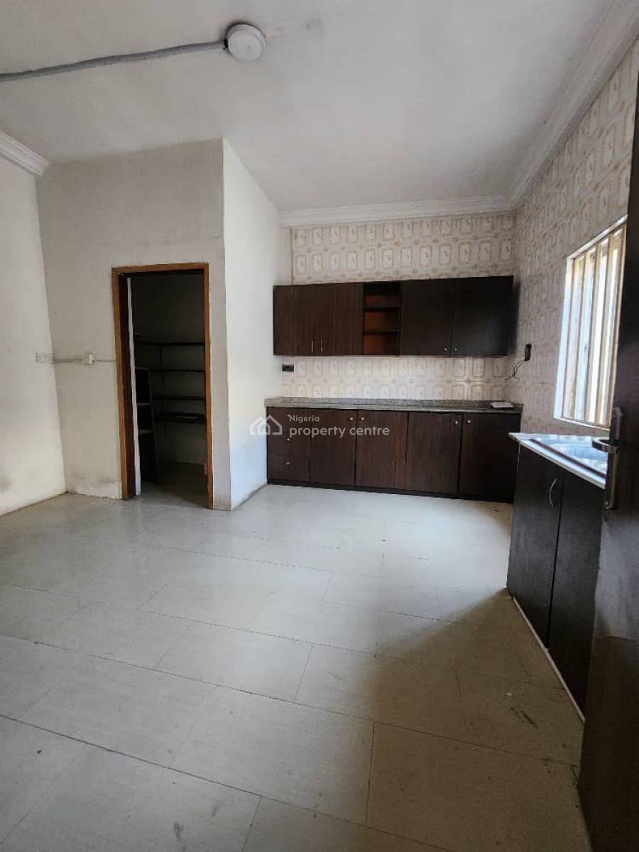 Specious 4 Bedroom Semi Detached Suitable for Commercial & Residential, Lekki Phase 1, Lekki, Lagos, Semi-detached Duplex for Rent