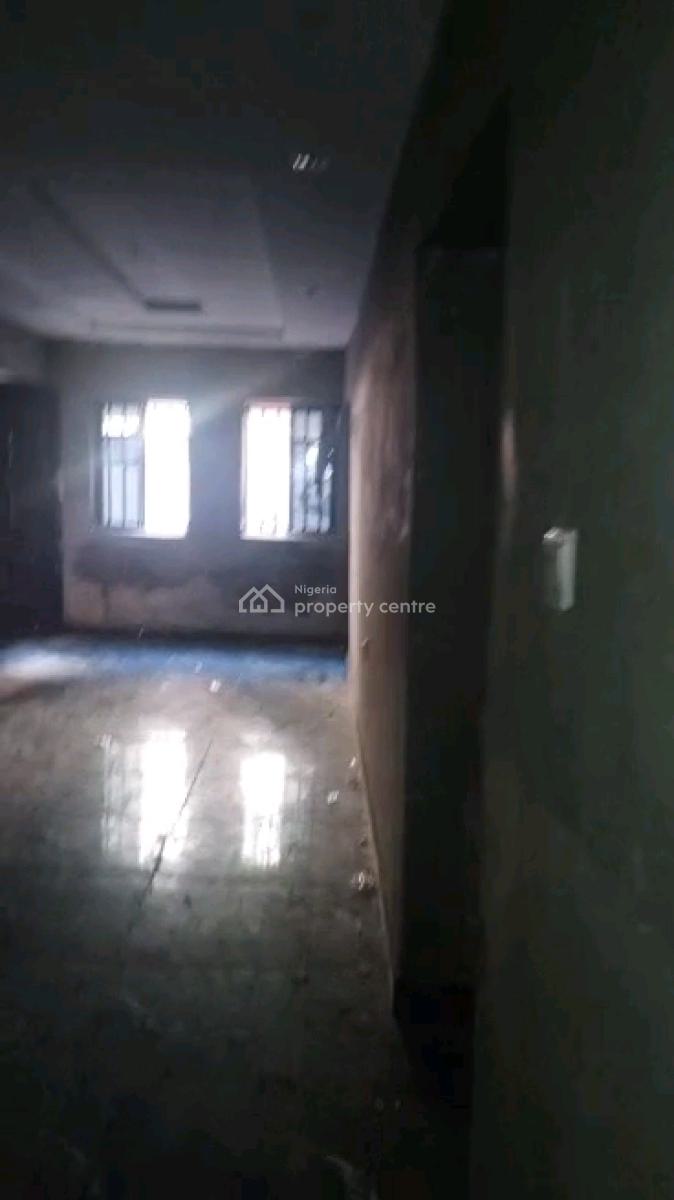 Standard and Spacious 2 Bedroom Flat, Atunrase Estate, Gbagada, Lagos, Flat / Apartment for Rent