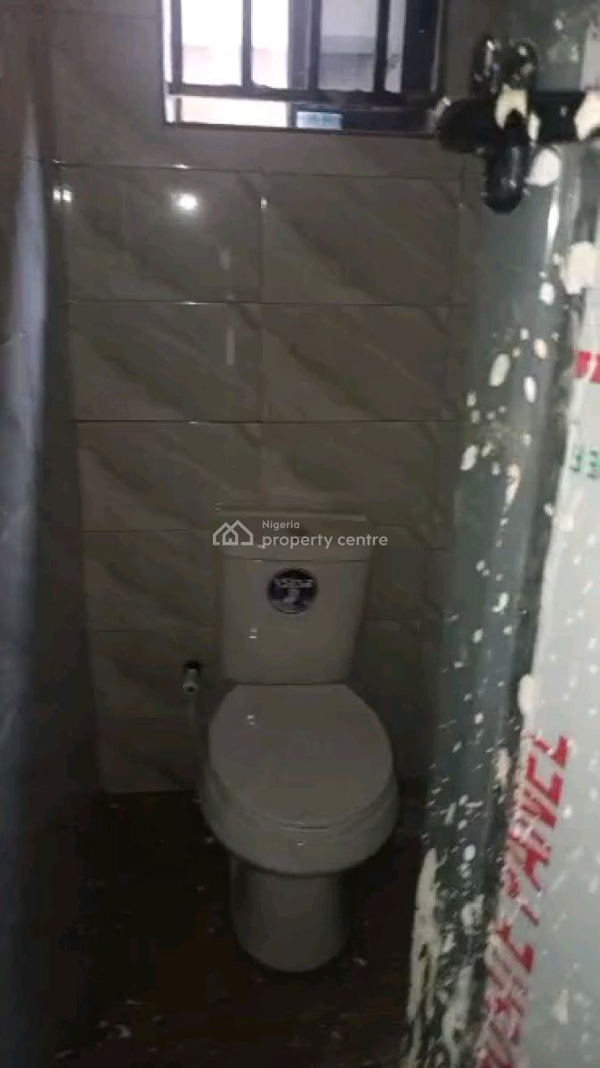 Standard and Spacious 2 Bedroom Flat, Atunrase Estate, Gbagada, Lagos, Flat / Apartment for Rent