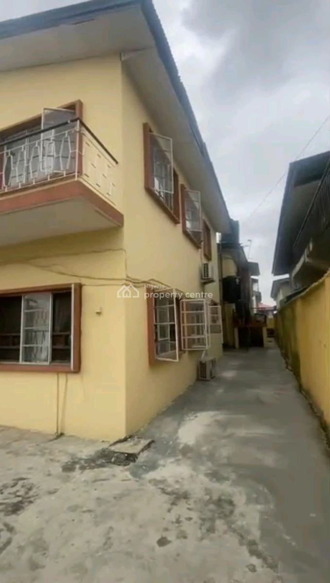 Solid Block of Flat, Off Falolu, Surulere, Lagos, Block of Flats for Sale