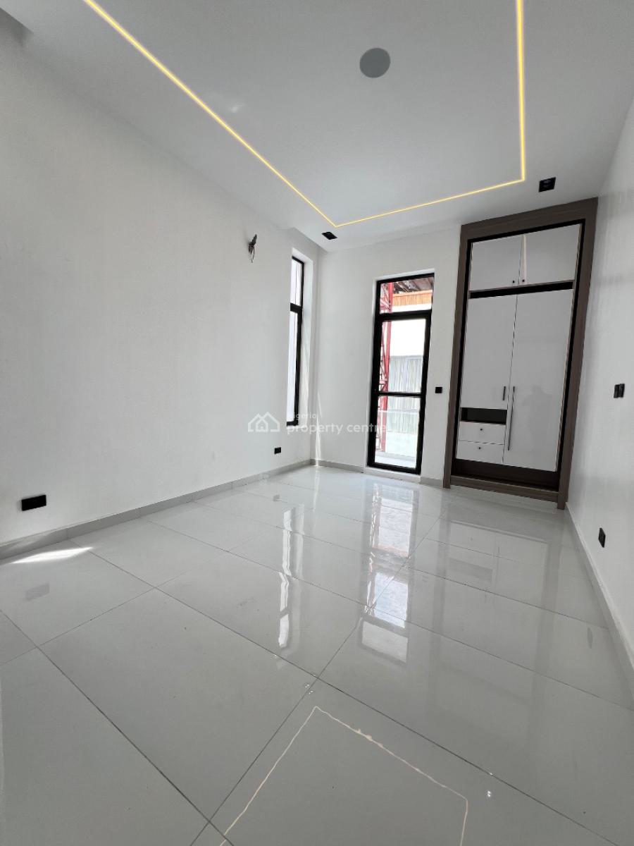 5 Bedroom Fully Detached Duplex with Swimming Pool, Osapa, Lekki, Lagos, Detached Duplex for Sale