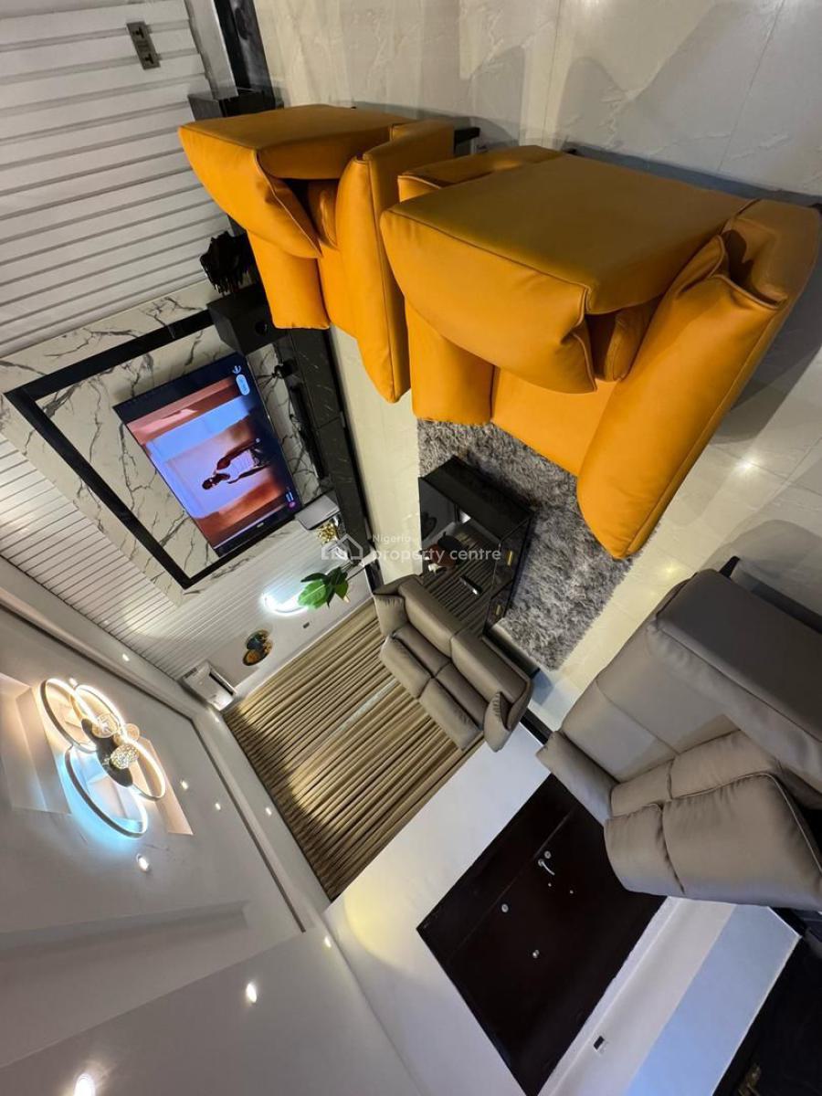 Luxury 3 Bedrooms Terrace Duplex, Chevron Drive, Lekki, Lagos, Terraced Duplex Short Let