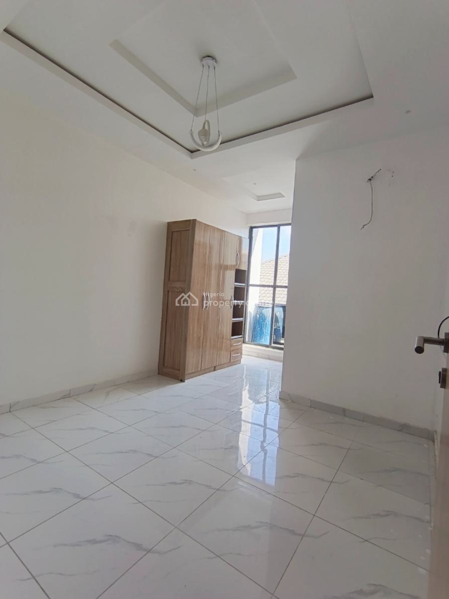 a 2 Bedroom Flat, By Igboefon, Ologolo, Lekki, Lagos, Block of Flats for Sale