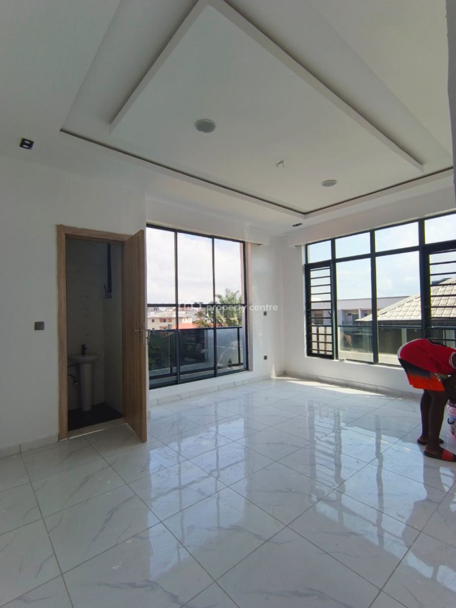 a 2 Bedroom Flat, By Igboefon, Ologolo, Lekki, Lagos, Block of Flats for Sale