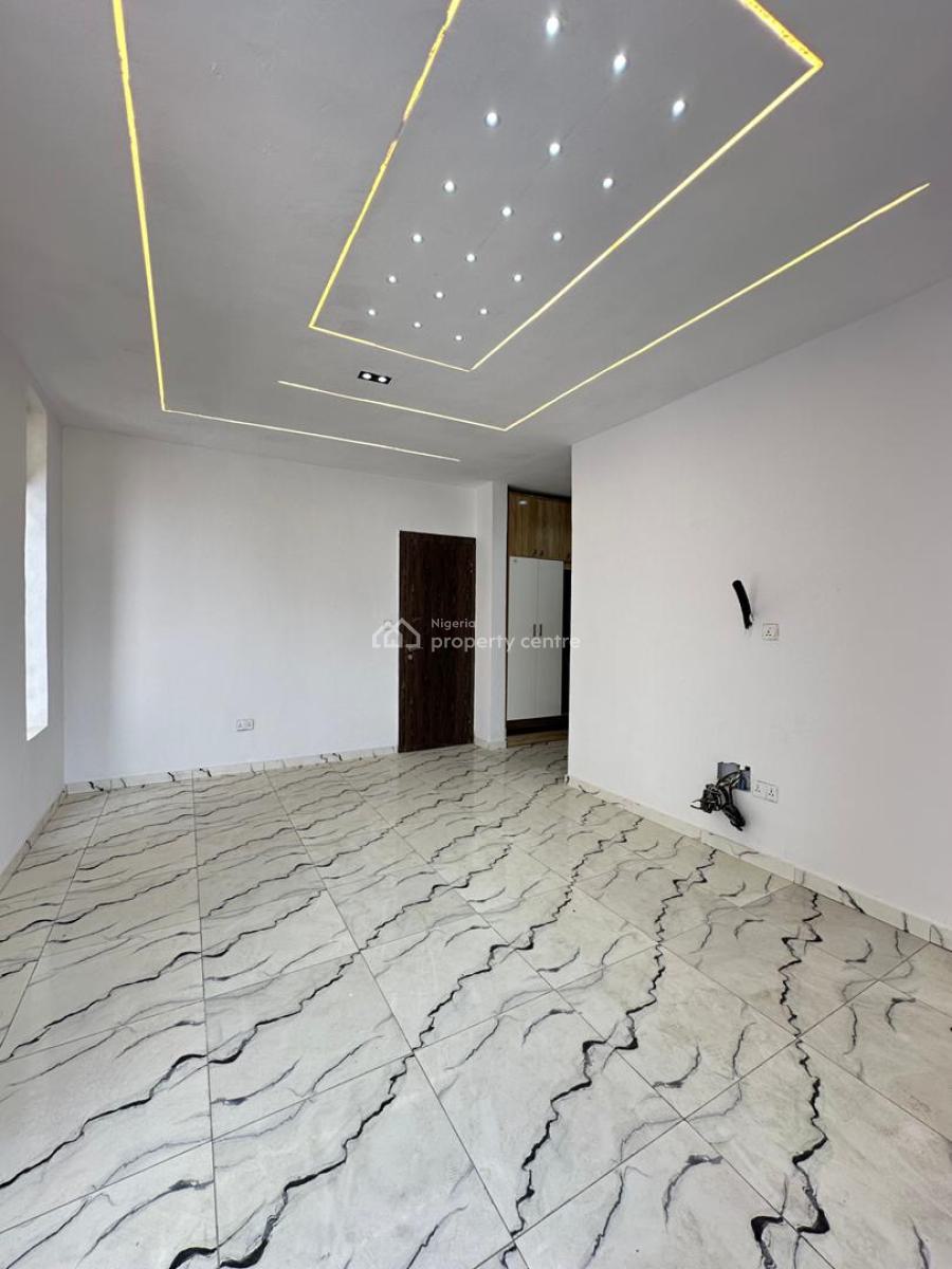 Outstanding Spacious 4 Bedroom Semi-detached Duplex with Bq, Ikota, Lekki, Lagos, Semi-detached Duplex for Sale