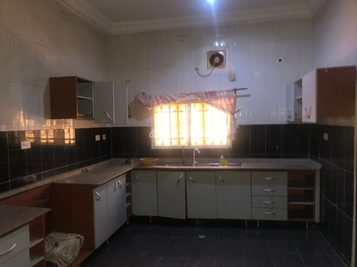 Luxury 3 Bedroom Bungalow with 2 Room Bq All En-suite, I Pent 2 Estate, Lokogoma District, Abuja, Flat / Apartment for Rent