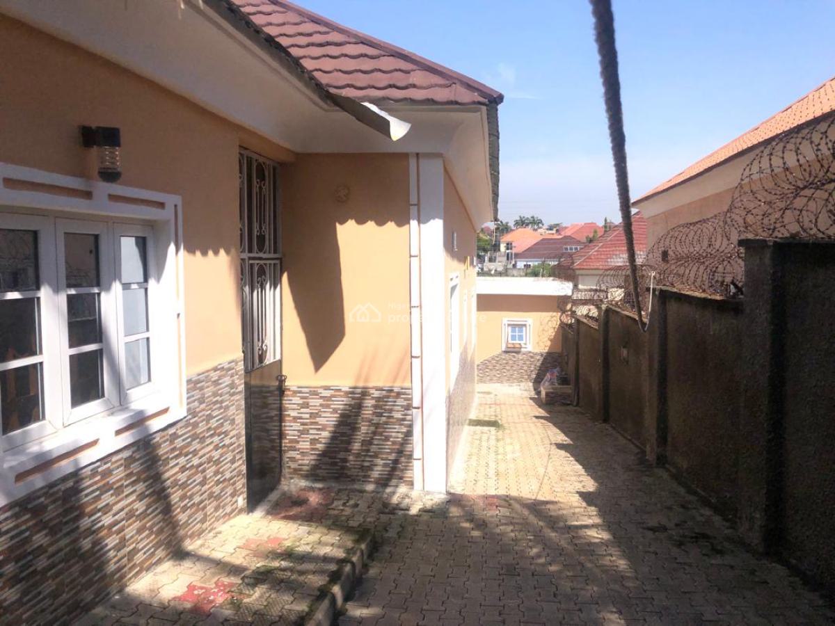 Luxury 3 Bedroom Bungalow with 2 Room Bq All En-suite, I Pent 2 Estate, Lokogoma District, Abuja, Flat / Apartment for Rent