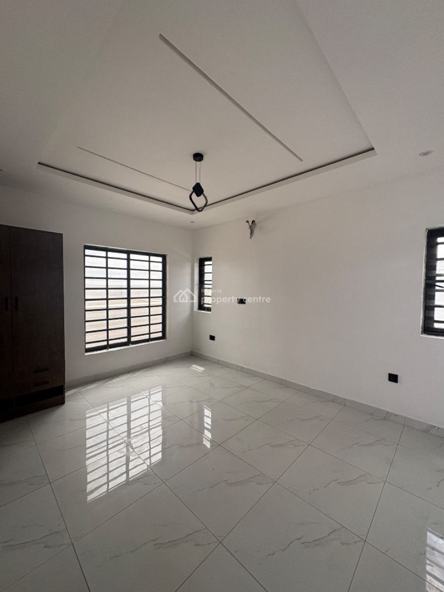 Luxury 2 Bedroom Penthouse, Ologolo, Lekki, Lagos, Flat / Apartment for Rent
