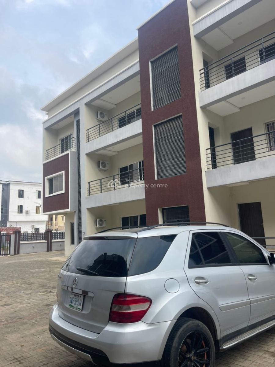 Newly and Massively Finished Three Bedroom Flat, Jahi, Abuja, House for Rent